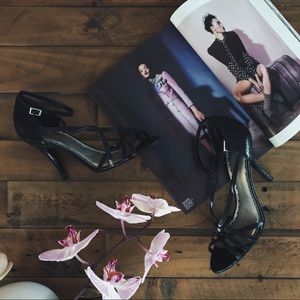 Vintage Y2K BCBG Leather Snakeskin Heels in Black | Size 7